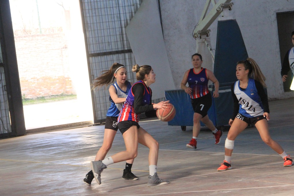 Básquet: se jugó una nueva fecha del torneo femenino «Nélida Raquel Murúa de Muñoz”