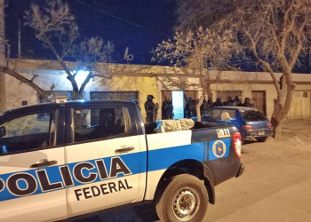 Desbarataron un “quiosco” de drogas en barrio Constitución