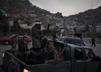 Afganistán: Las fuerzas de seguridad talibán matan a cuatro secuestradores