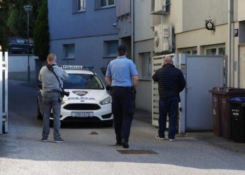 Conmoción en Europa por un filicidio: padre asesinó a sus tres hijos menores de 10 años