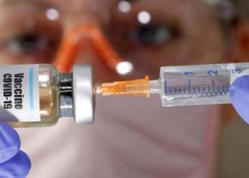 Creadora de la vacuna AstraZeneca considera que es posible que no se necesiten vacunas de refuerzo