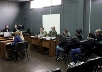 Detuvieron a un imputado del femicidio de Araceli Fulles al ingresar con un arma blanca a la audiencia