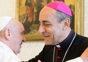 Dura carta de un arzobispo cercano al Papa Francisco: «Presidente, queda poco tiempo para evitar una debacle»