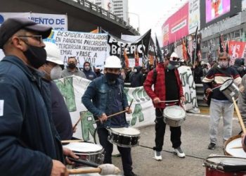 El Gobierno advierte que sacará a los manifestantes de los cortes en puentes y vías