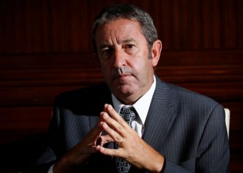 Julio Cobos a la hora de votar: “ “tengamos una buena jornada democrática”