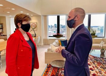 La maniobra contable del Gobierno en medio de la crisis: podrá gastar los dólares extra del FMI para ayuda social y la campaña