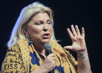 Renuncias en el Gabinete: Elisa Carrió acusó a Cristina Kirchner de querer hacerle “un golpe de Estado” a Alberto Fernández