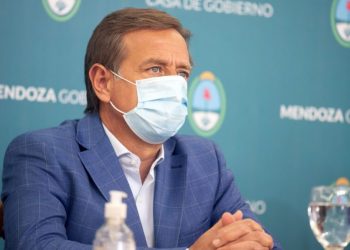 Rodolfo Suarez sigue entre los mejores gobernadores del país