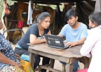 Un estudiante wichi camina más de una hora para ir a la escuela y fue nominado por la Unesco para un importante premio