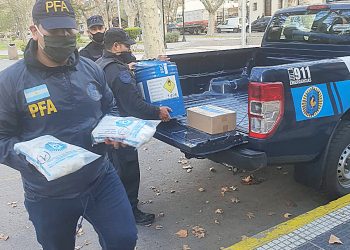 Allanaron un domicilio por fabricación del “Milagroso suplemento mineral”