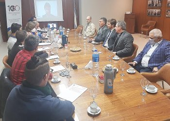 Integrantes de la Embajada de Rusia se reunieron con empresarios y productores locales