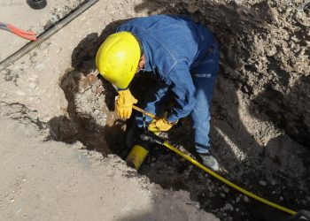 Vecina beneficiada: «En pocos días ya voy a poder contar con el servicio»