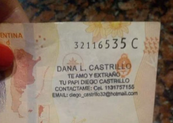 Buscaba a su hija con mensajes en billetes: la historia no terminó bien
