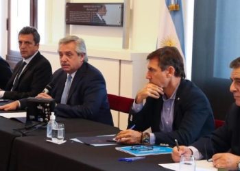 El Gobierno aclaró que el Presidente «no está convocando a ningún consenso» con la oposición post elecciones