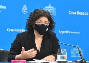 El Gobierno anunció que se aplicarán terceras dosis a mayores de 50 años y vacunas para turistas