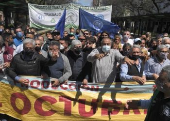 La CGT repudió el ataque al memorial de las víctimas del Covid-19