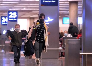 Los argentinos podrán entrar a la Unión Europea con o sin vacunas contra el covid