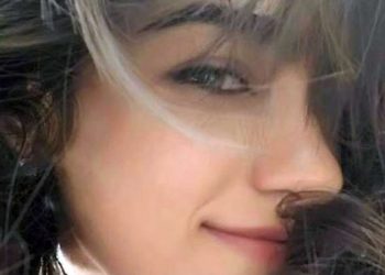 “¡Me da asco lo que dice!”: la mujer que degolló a sus hijos reaccionó con violencia en el tribunal y se negó a declarar