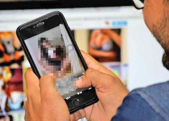 La campaña contra el grooming llega a los colectivos de San Rafael