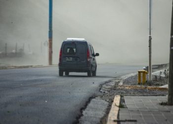 Temporal de viento en el sur con destrozos y cortes de ruta en Chubut, Santa Cruz y Río Negro