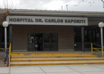 Un motociclista murió tras chocar contra un auto estacionado en Rivadavia