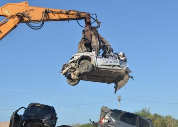 El Senado mendocino aprobó la creación de un programa para la compactación de autos y motos