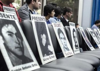 Lesa humanidad: condenan a prisión perpetua a 3 exoficiales de Inteligencia del Ejército