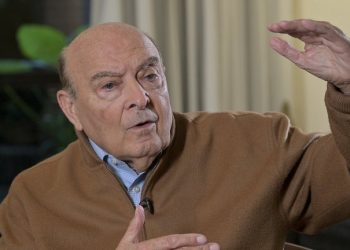 A dos décadas del corralito, cuál fue la decisión que marcó el fin del 1 a 1 y encendió la mecha para la explosión social del país