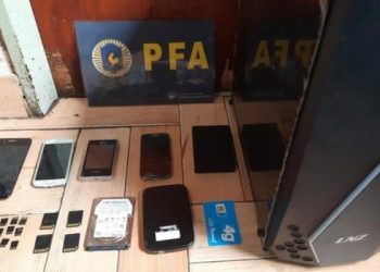 Allanan 15 casas y detienen a dos hombres que distribuían y producían imágenes de abuso infantil