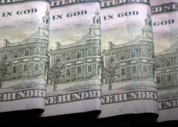Dólar hoy: el «Blue» comenzó noviembre cotizando con tendencia a la baja