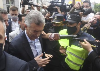 Autorizan a Macri a viajar a Arabia Saudita