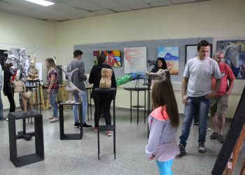 Alumnos del IPA realizaron muestras y presentaciones en la Rotonda del Gaucho