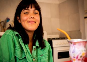 Habló la víctima de la violación grupal de Florencio Varela tras la condena a los 10 acusados: dará a su hija en adopción