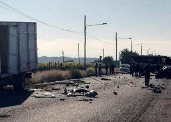 Chocaron de frente con un camión y un joven murió en San Carlos