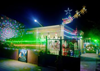 El Papá Noel de Pueblo Diamante y un nuevo año de espíritu navideño