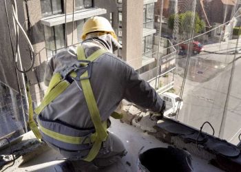 El desempleo fue de 8,2% en el tercer trimestre y afectó a más de 1,7 millones de argentinos