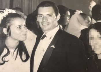 Foto viral: la increíble historia del hombre que llevó a su propia boda a su amante