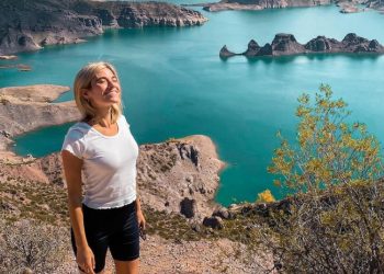 Una reconocida influencer en el Cañón del Atuel