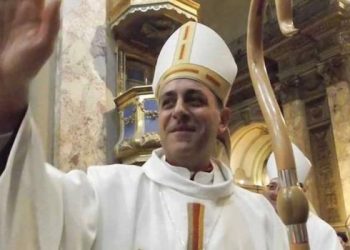 «No es competencia de la Iglesia pedir un pase sanitario», afirmó el arzobispo de La Plata