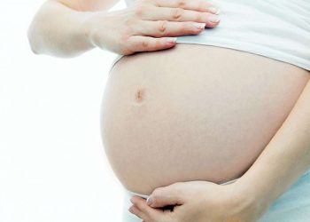 Fallo inédito en Rosario: una mujer de 50 años podrá gestar a su propio nieto