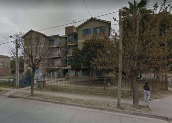 Una nena de 6 años cayó desde un segundo piso cuando intentaba cruzar a otro balcón