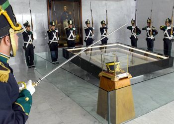 Se cumplieron 205 años del juramento y bendición de la Bandera del Ejército de los Andes