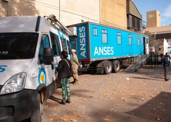 Desde este lunes habrá oficinas móviles de Anses en varios puntos turísticos de la provincia