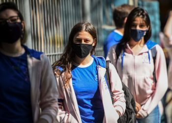 Jóvenes con Covid en Mendoza: son los más afectados ya que se cuadriplicaron los casos