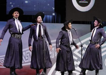 “La Banda Malambo” clasificó para la final del PreCosquín