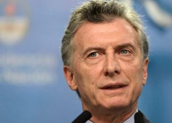 Macri subió una imagen en negro para criticar los cortes energéticos