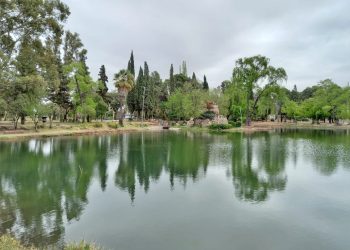 Solicitan que se realicen obras de mantenimiento al parque Mariano Moreno