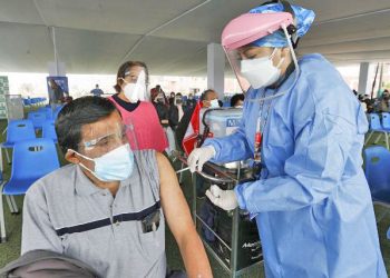 El Gobierno de Mendoza llegó a un acuerdo con el sector privado para reforzar la campaña de vacunación contra el coronavirus