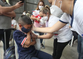 Vacunación: sólo 1 de cada 3 niños mendocinos completó su esquema