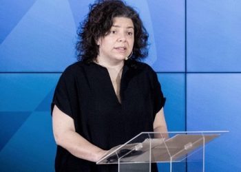 Vizzotti aclaró que una persona no necesita testearse si es contacto estrecho y no tiene síntomas